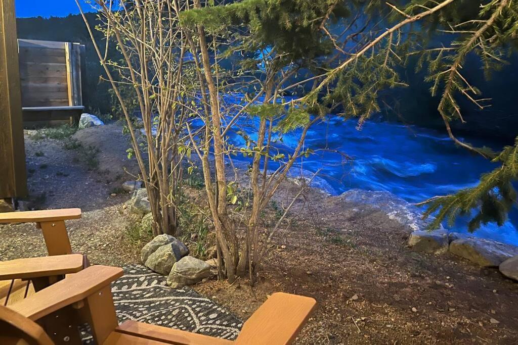 Thorpe On The Water. Creekside Nederland Cabin. Extérieur photo