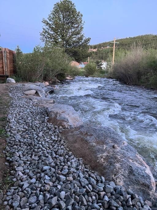 Thorpe On The Water. Creekside Nederland Cabin. Extérieur photo